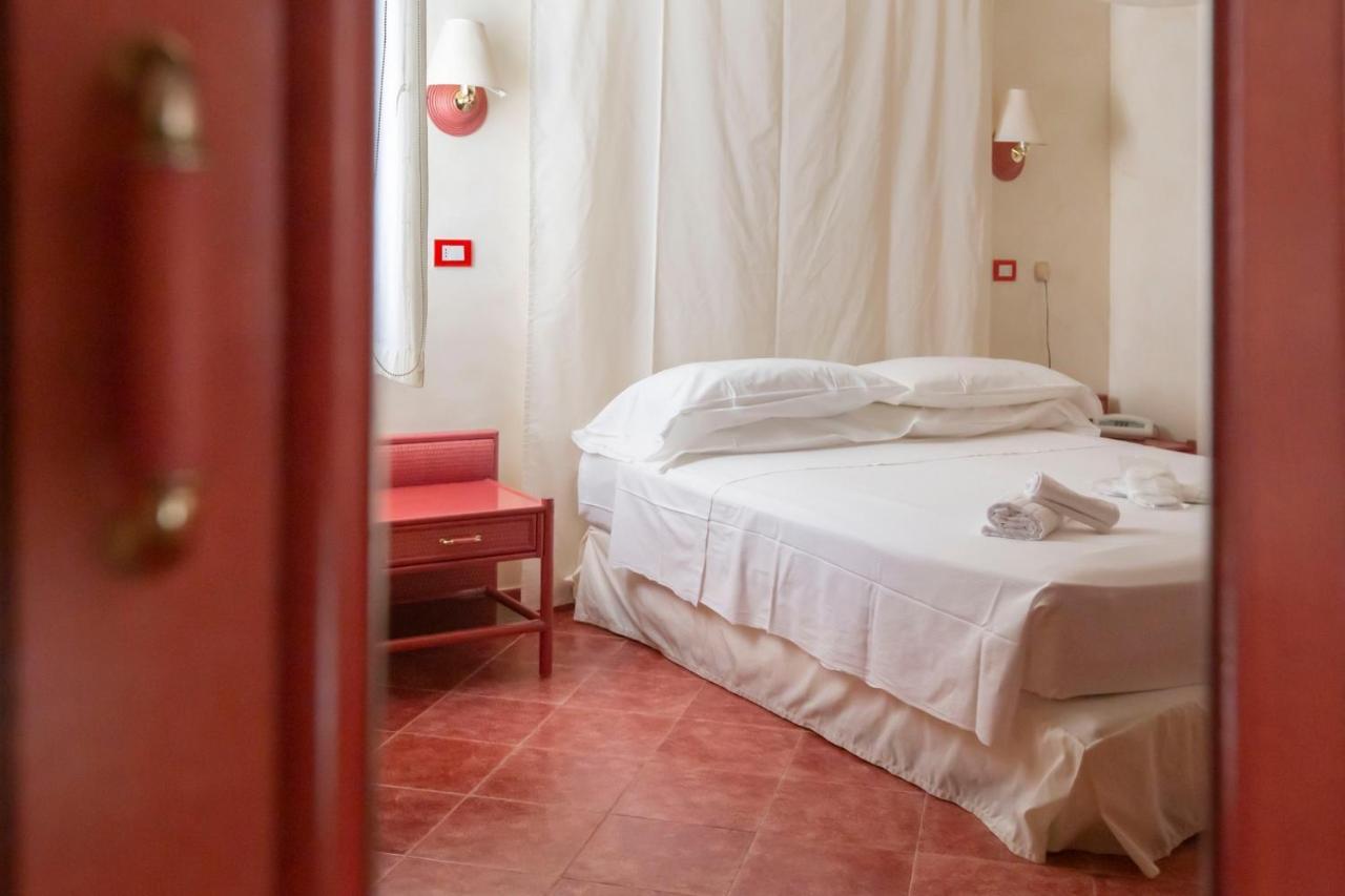 Hotel Baia Dei Faraglioni Mattinata Esterno foto